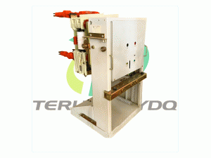 ZN65-12型户内高压真空断路器